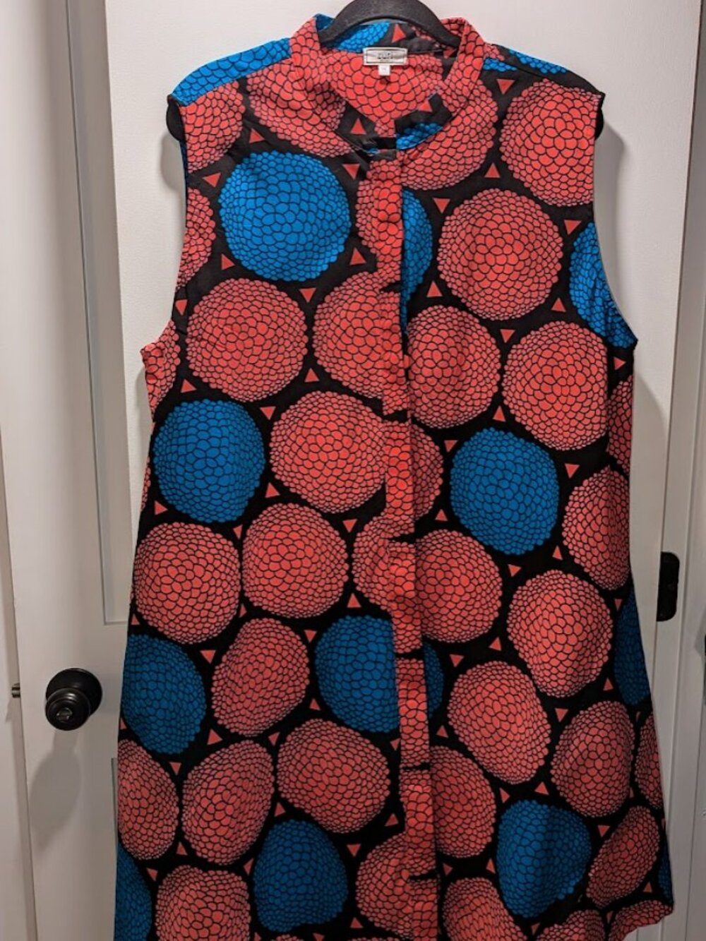 Zuri Kenya Hydrangea Floral Pattern Shirt Sleeveless Dress Button Up sz 1XL - Picture 2 of 6